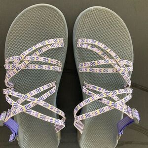 Chaco Women’s 12 Fully adjustable straps open heel slide
